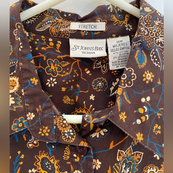 St. John’s Bay button down 16W - Picture 2 of 4